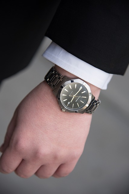 Zegarki Breitling – Ikony Stylu i Technologii